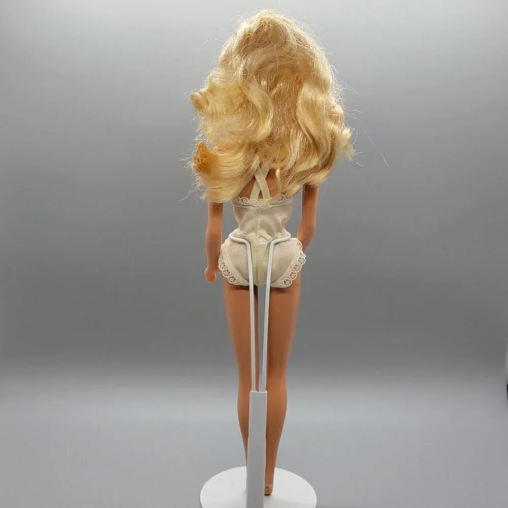 Vintage 1991 Dream Wardrobe Barbie Doll #3331